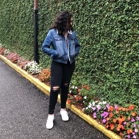 Meet your Posher, Zainah - Picture 1 of 1